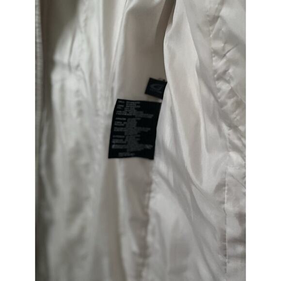 Women’s Nine West Long White Hooded Down Filled Coat Size small - Picture 10 of 12